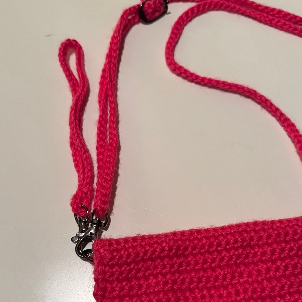 Handcrafted Hot Pink Crochet Crossbody Bag - Picture 4 of 13
